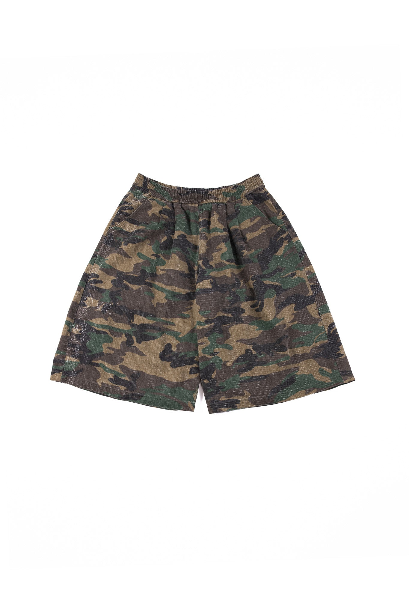 CAMO BALLOON SHORTS