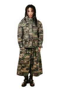 CAMO BALLOON SHORTS