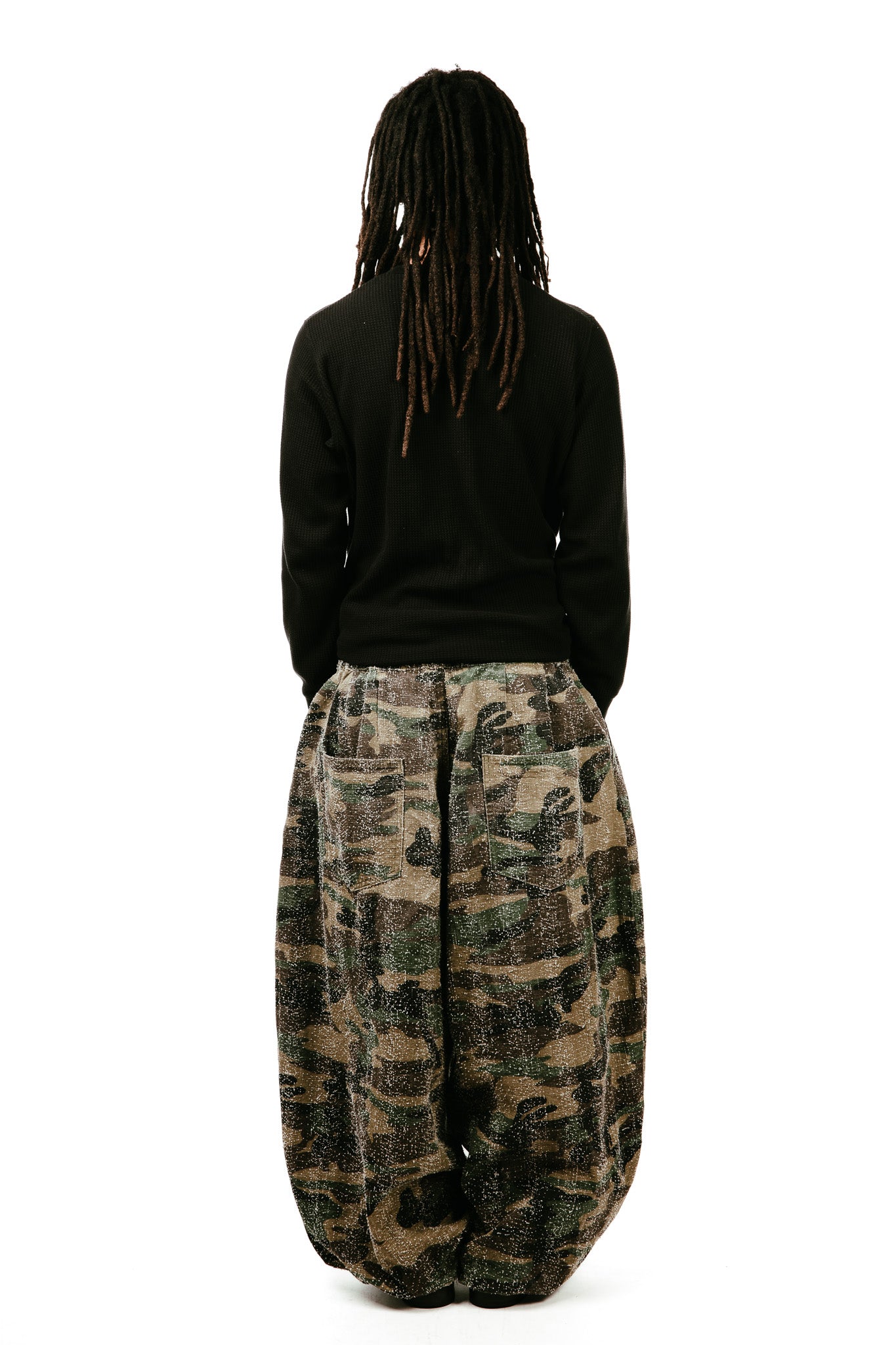 CAMO TEXTURED BALLOON PANTS